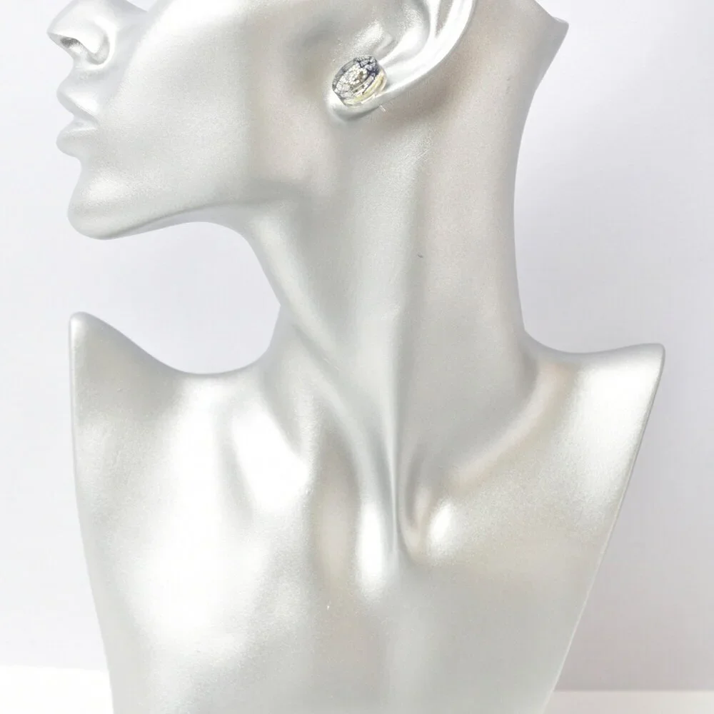 CHANEL Authentic Blue Pearl Logo Earrings - Picture 3 of 8